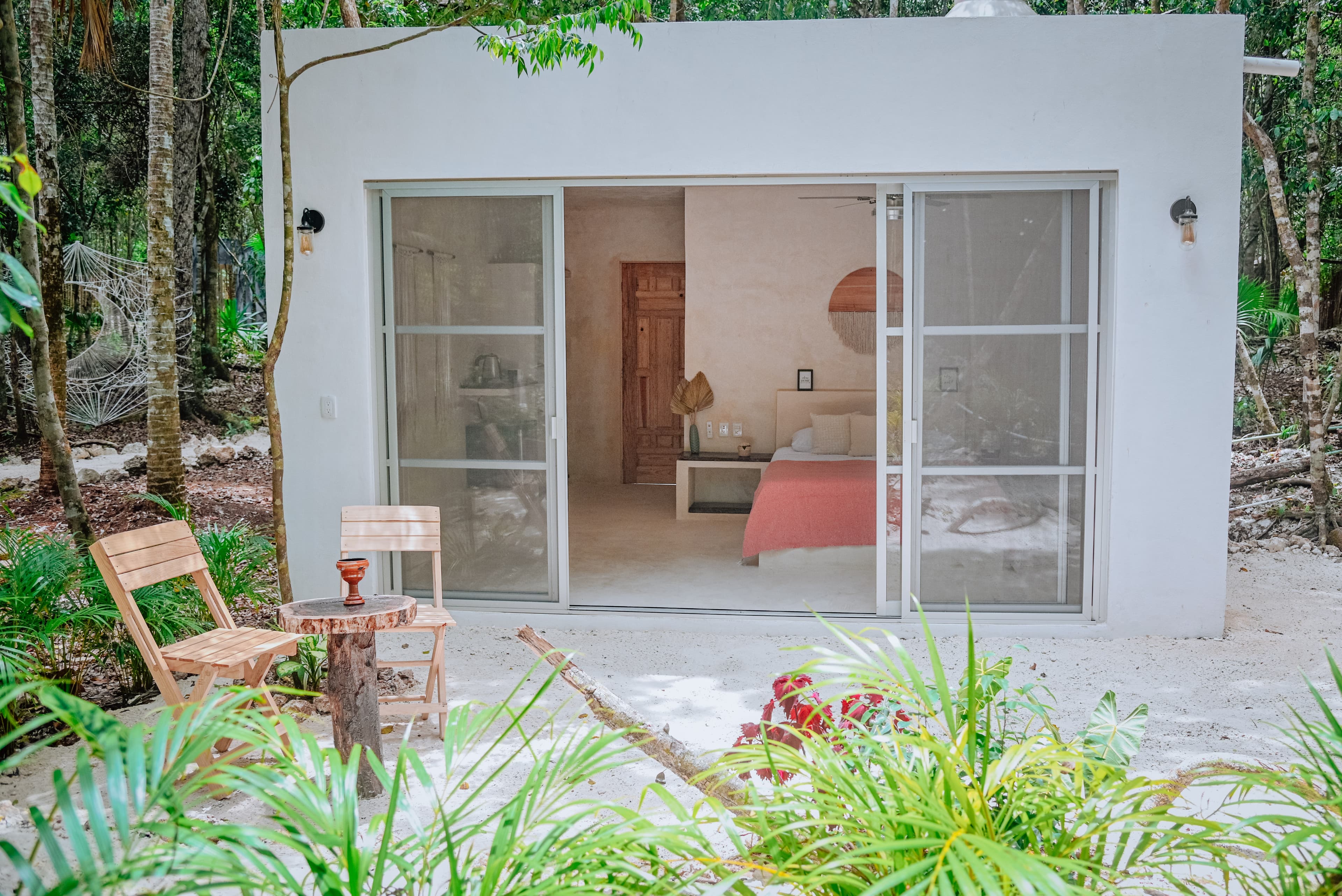 Goddess Queen - Image 1